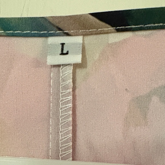 Floral Multicolor Dress with Ruffle Sleeves - Picture 3 of 6